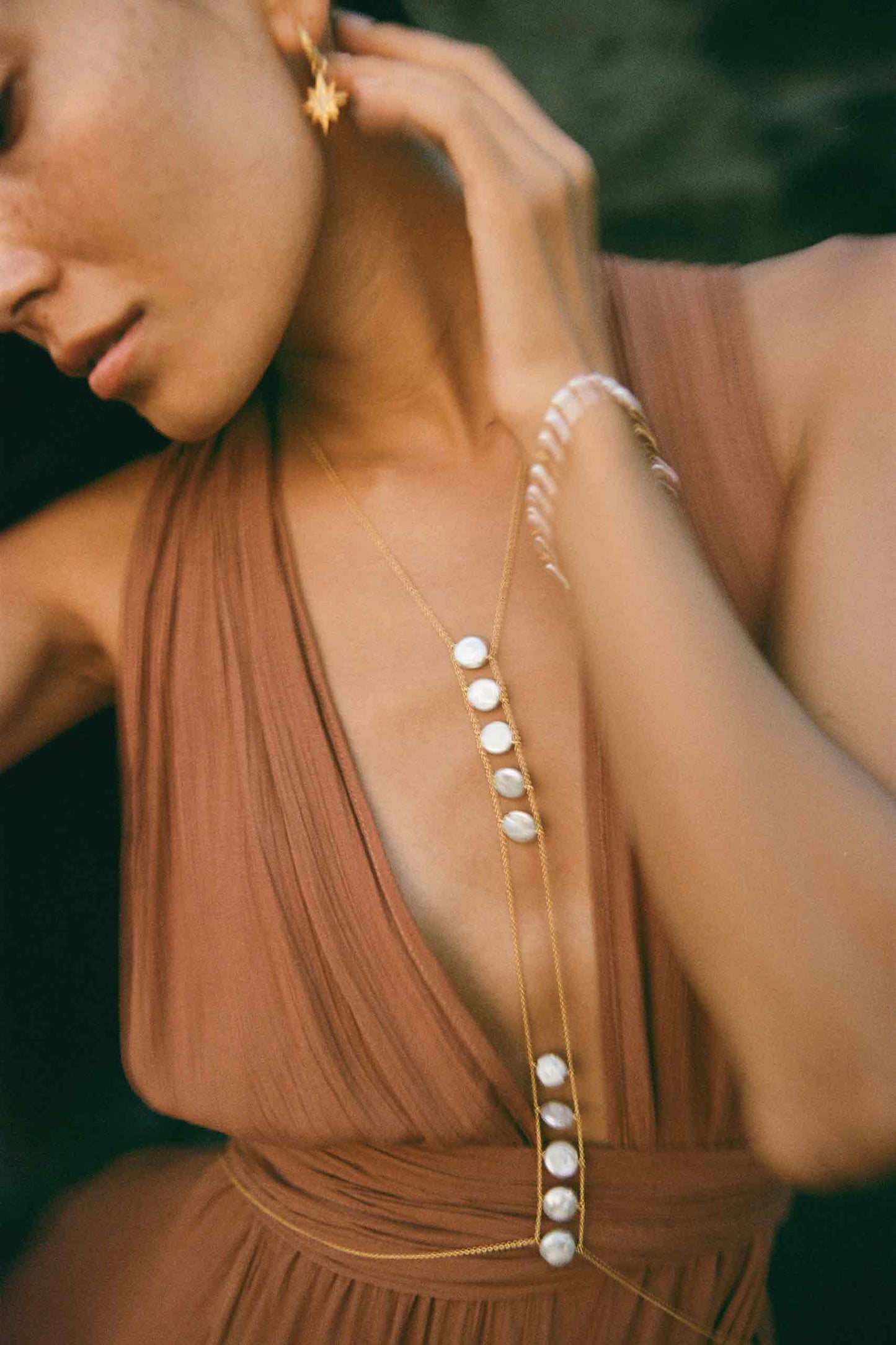 Lustrous Pearl Embrace Body Chain